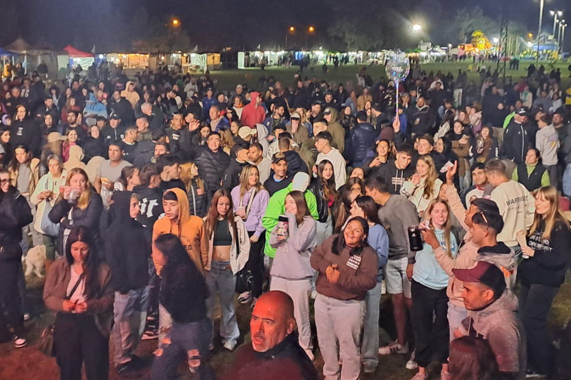 Éxito en la primera jornada de la Fiesta del Mate y la Torta Frita en Copetonas