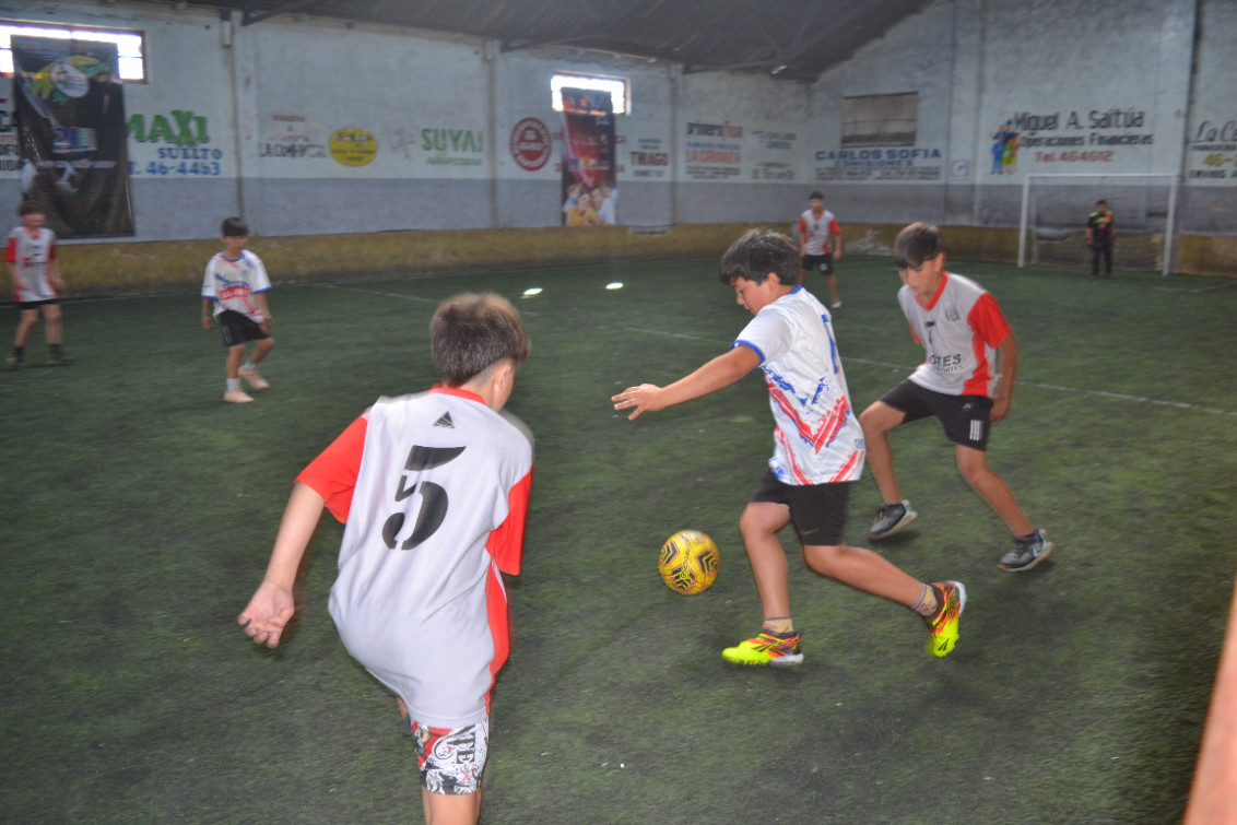  En la tercera jornada hubo triunfos de la Escuela N° 40 y del Colegio Sagrado Corazón