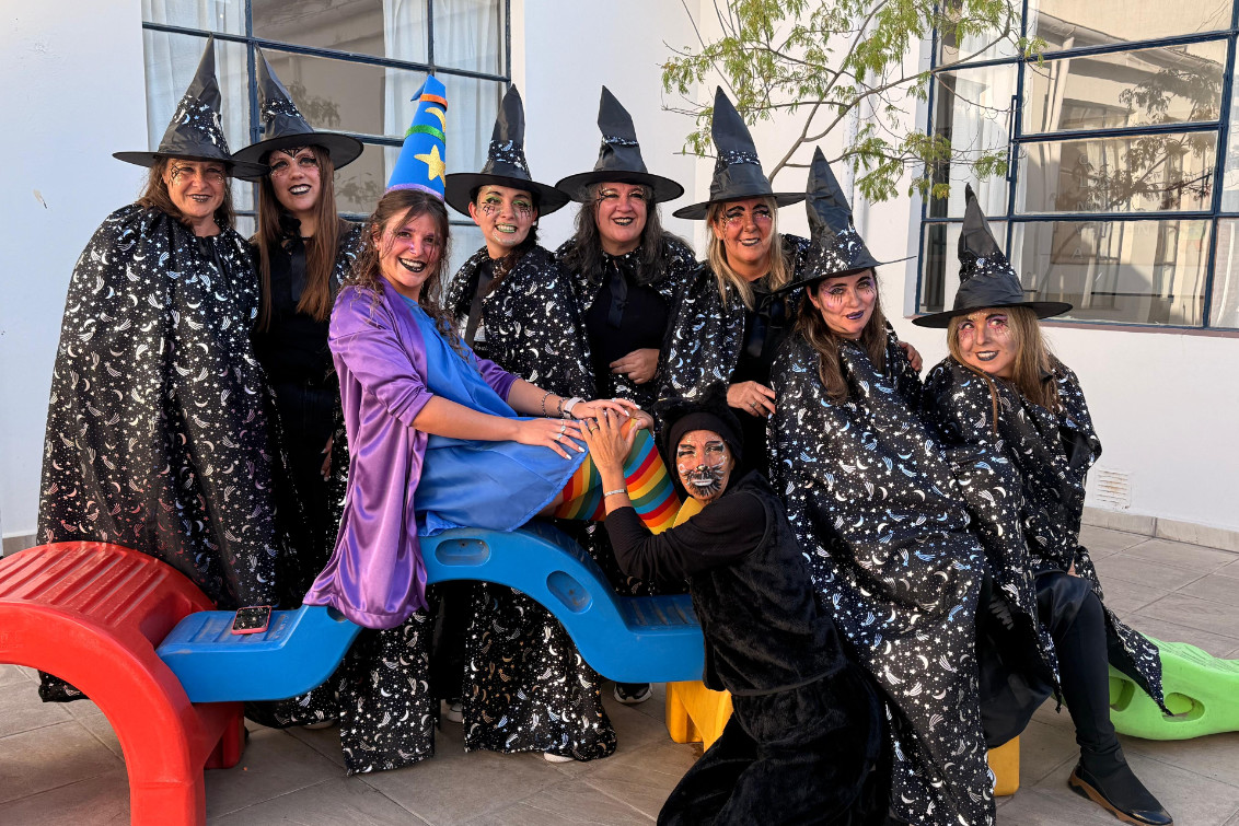  Color, alegría y personajes en el acto recreativo del Jardín Laura Vicuña