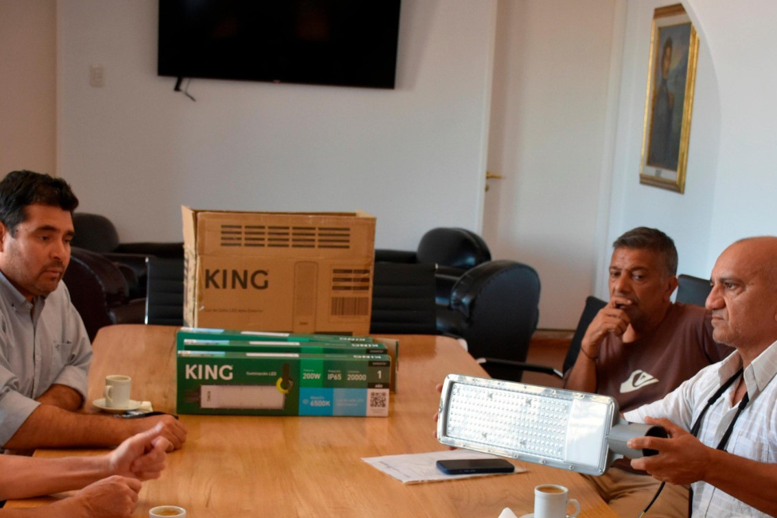  Aporte provincial para reforzar la iluminación en accesos y rotondas