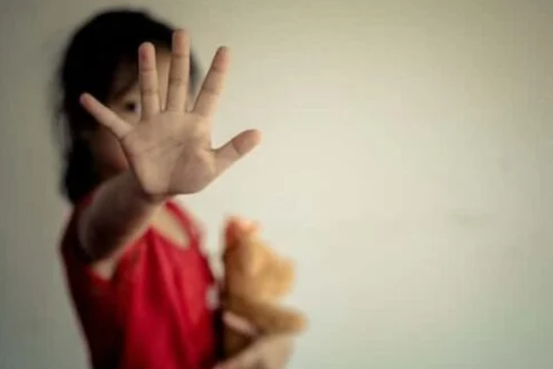  Condenaron a un bahiense a prisión por abusar de una niña de 5 años