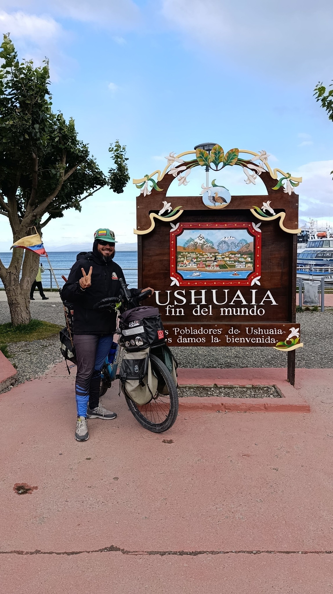  De Colombia a Ushuaia en bicicleta: La aventura de Edison Carmona que sigue rodando por Sudamérica