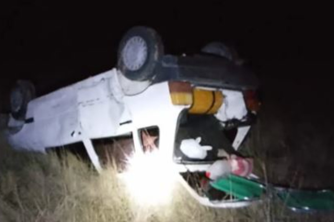Un auto volcó en la ruta nacional 3, luego de chocar un jabalí