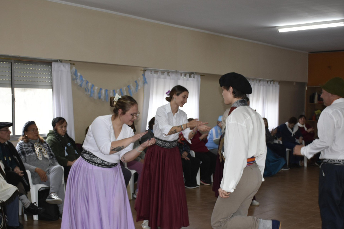    Celebraron el 25 de Mayo con una jornada llena de tradición y compañerismo