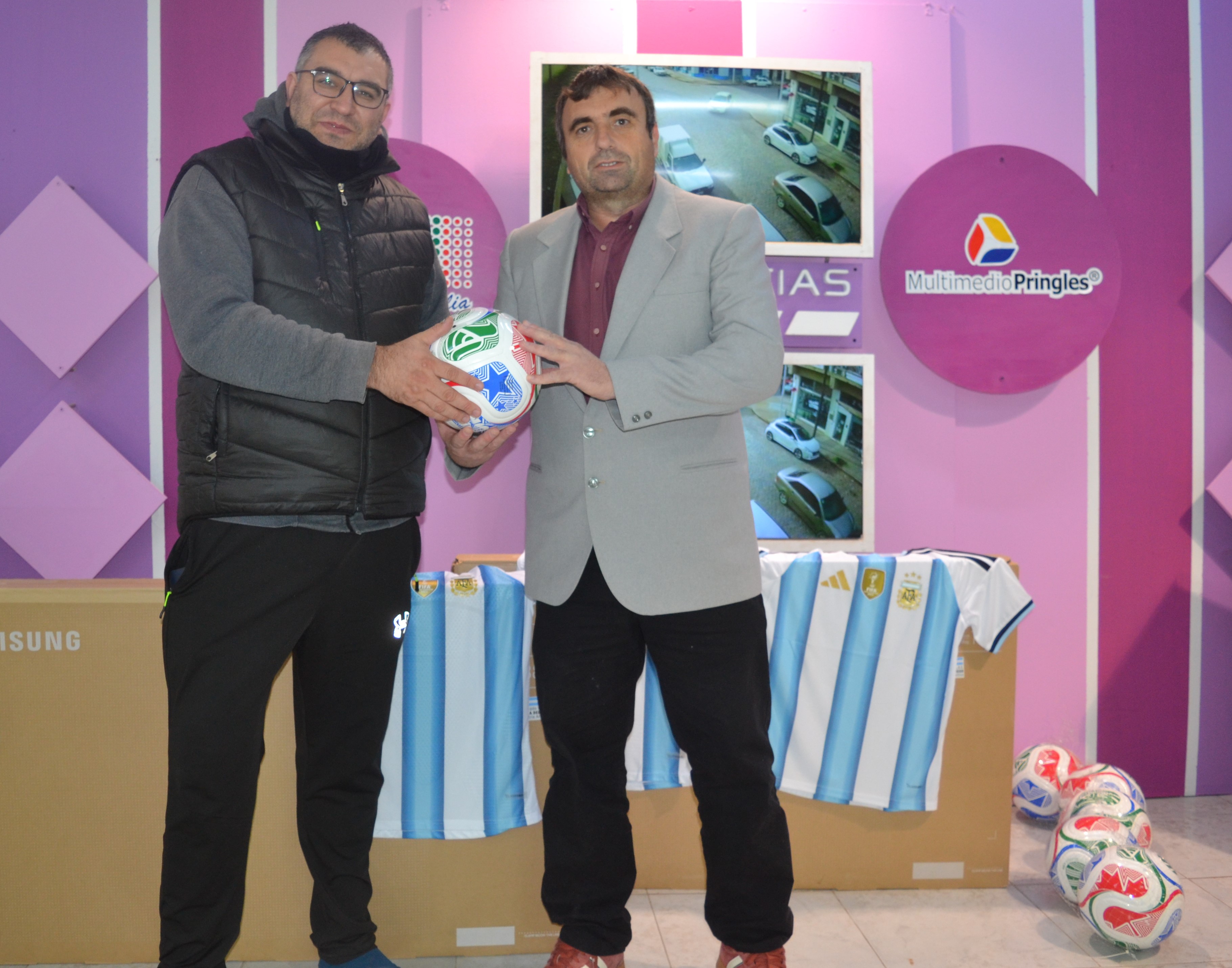  Se entregaron los premios a los ganadores de la “Promo Mundial” de Canal 2 Y de Reltid CV