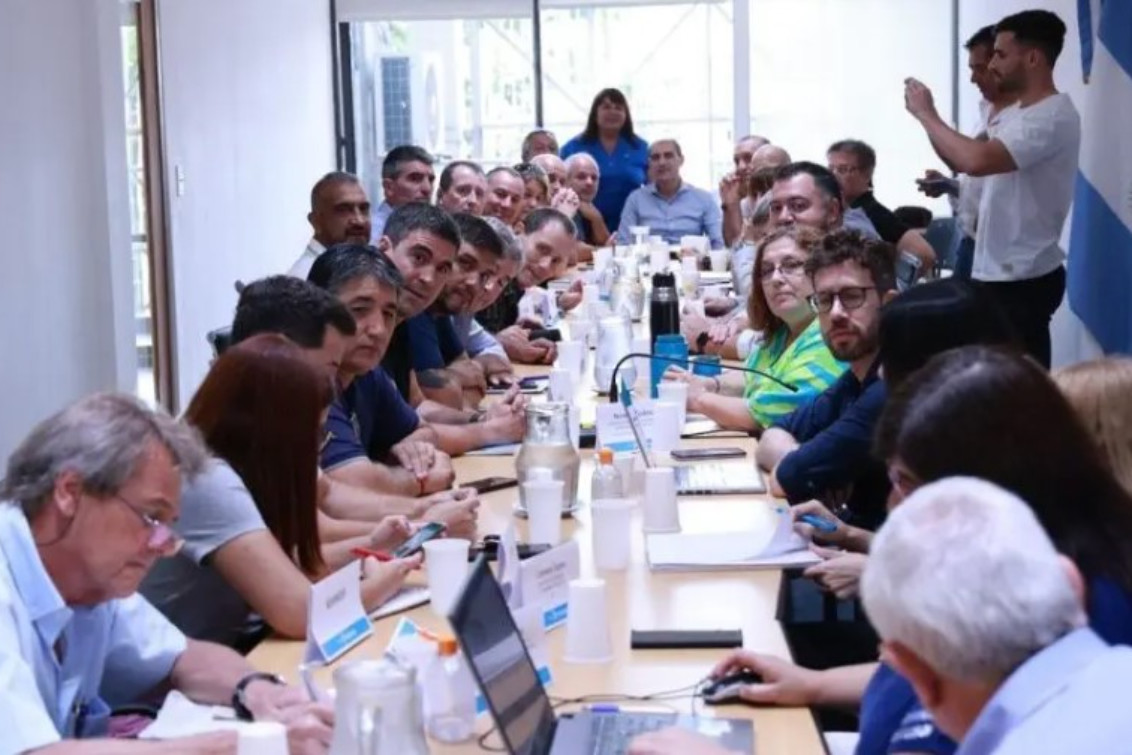 Sin contactos con los gremios, Provincia postergó la paritaria hasta el lunes