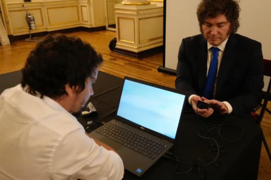 Nuevo DNI electrónico y pasaporte: qué cambios anunció el Gobierno en el acto que encabezó Milei