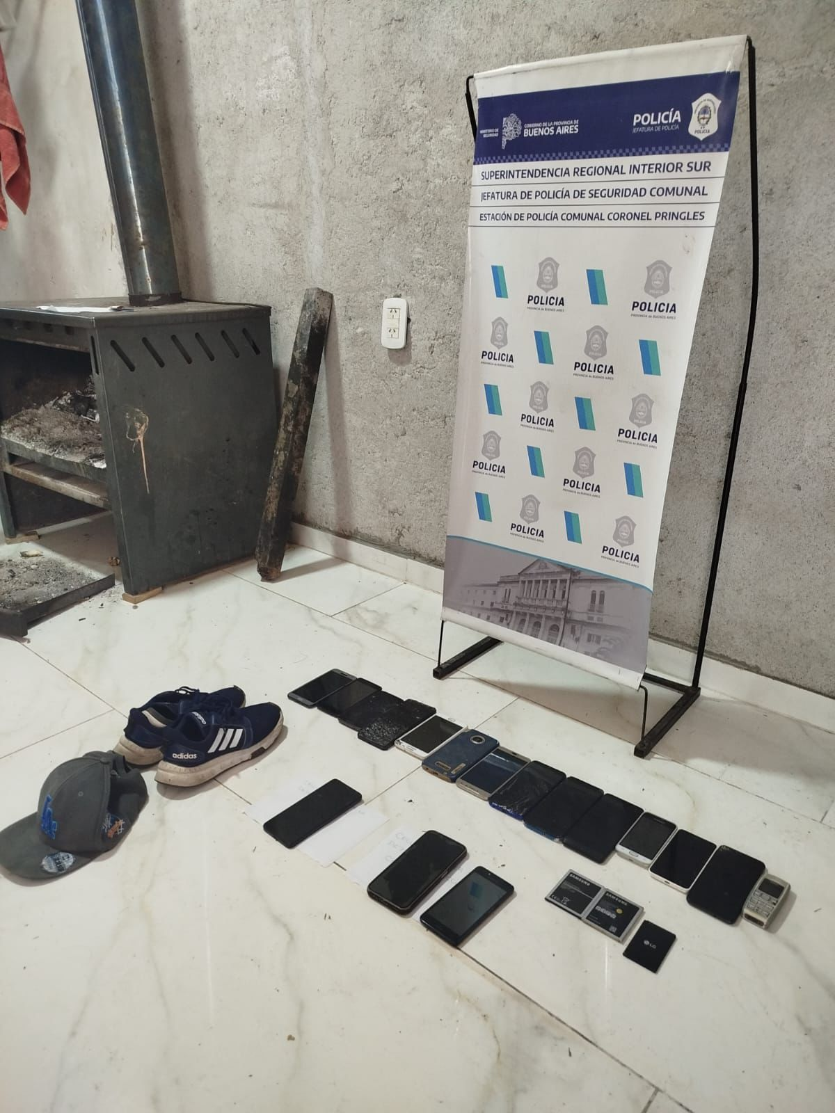  Tres personas detenidas tras allanamientos 