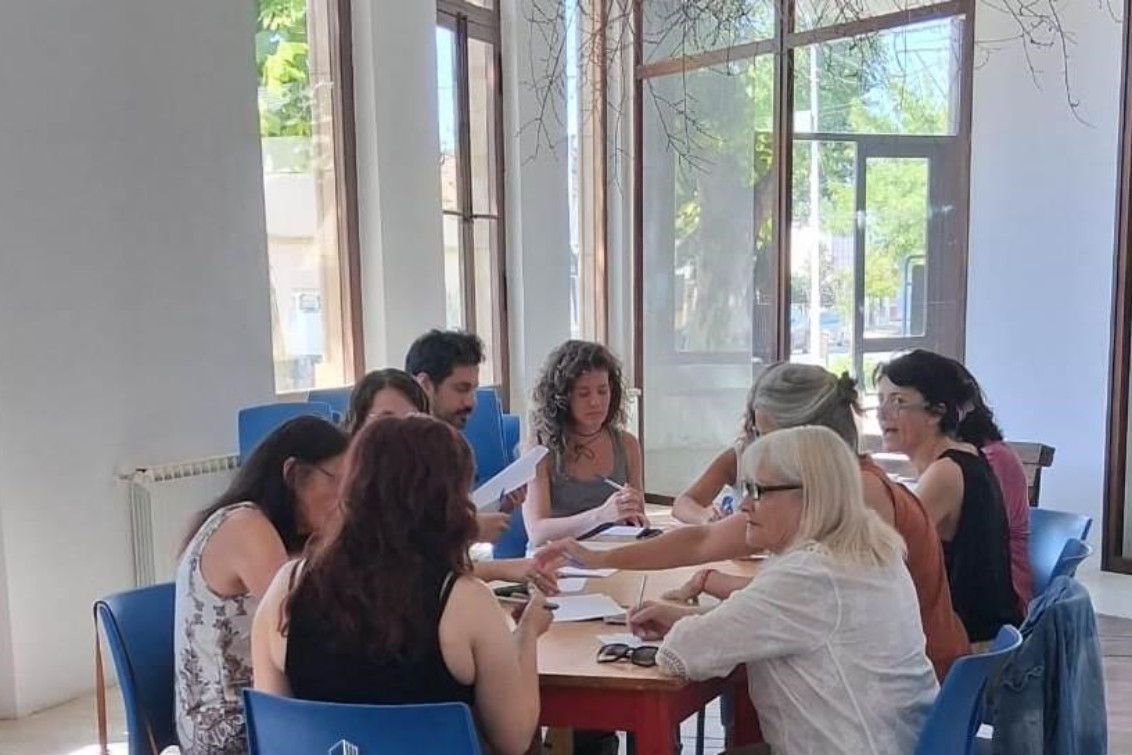 Con buena asistencia se llevó a cabo el taller de escritura de Florencia Di Paolo