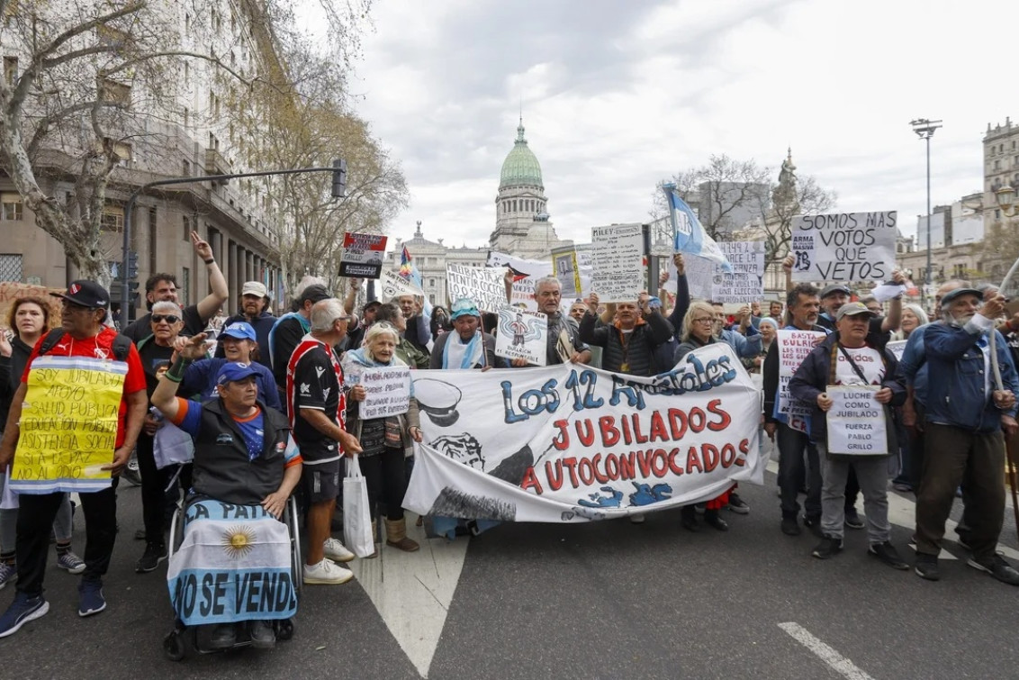 Las jubilaciones mínimas perdieron 3,9% de poder adquisitivo en octubre  
