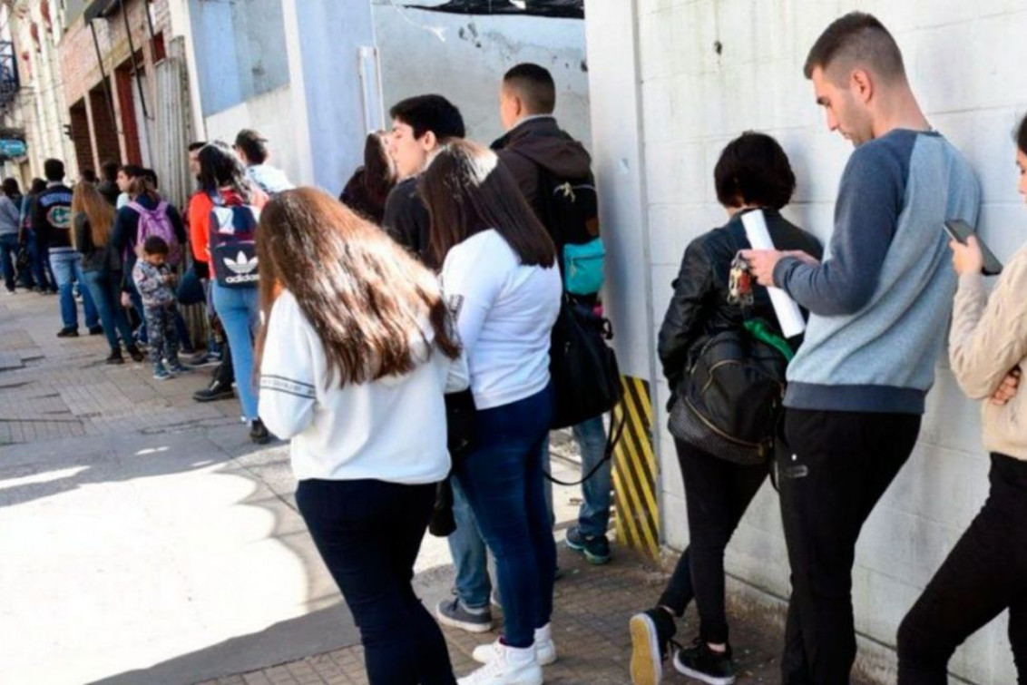 El INDEC confirmó una abrupta suba de la desocupación