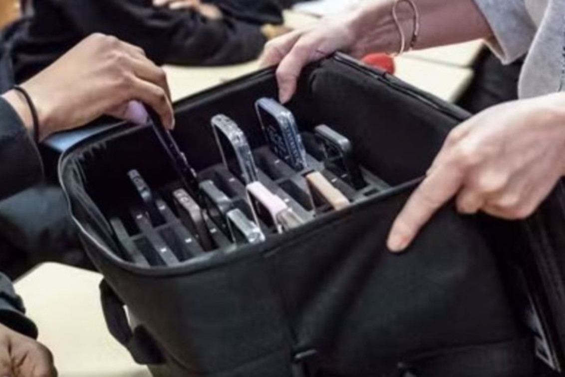  Francia: tiene media sanción la prohibición del uso de redes sociales a menores de 15 años