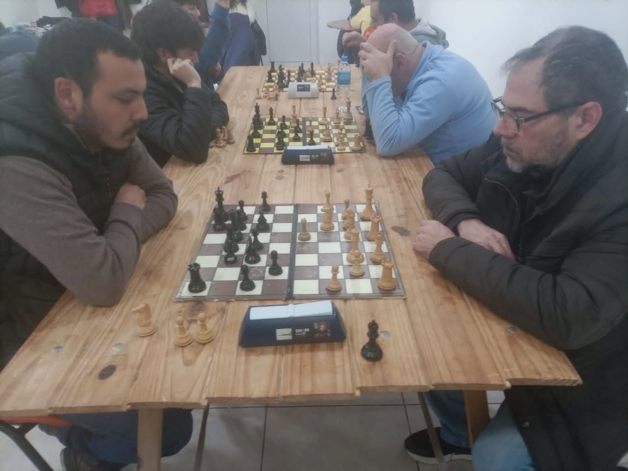 Doble acción para los ajedrecistas locales