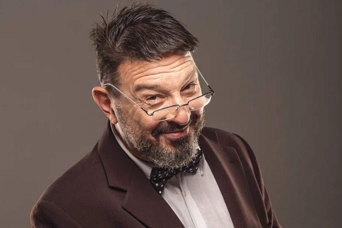  Damián De Santo: “Es una obra para disfrutar, reírse y también pensar un poco”